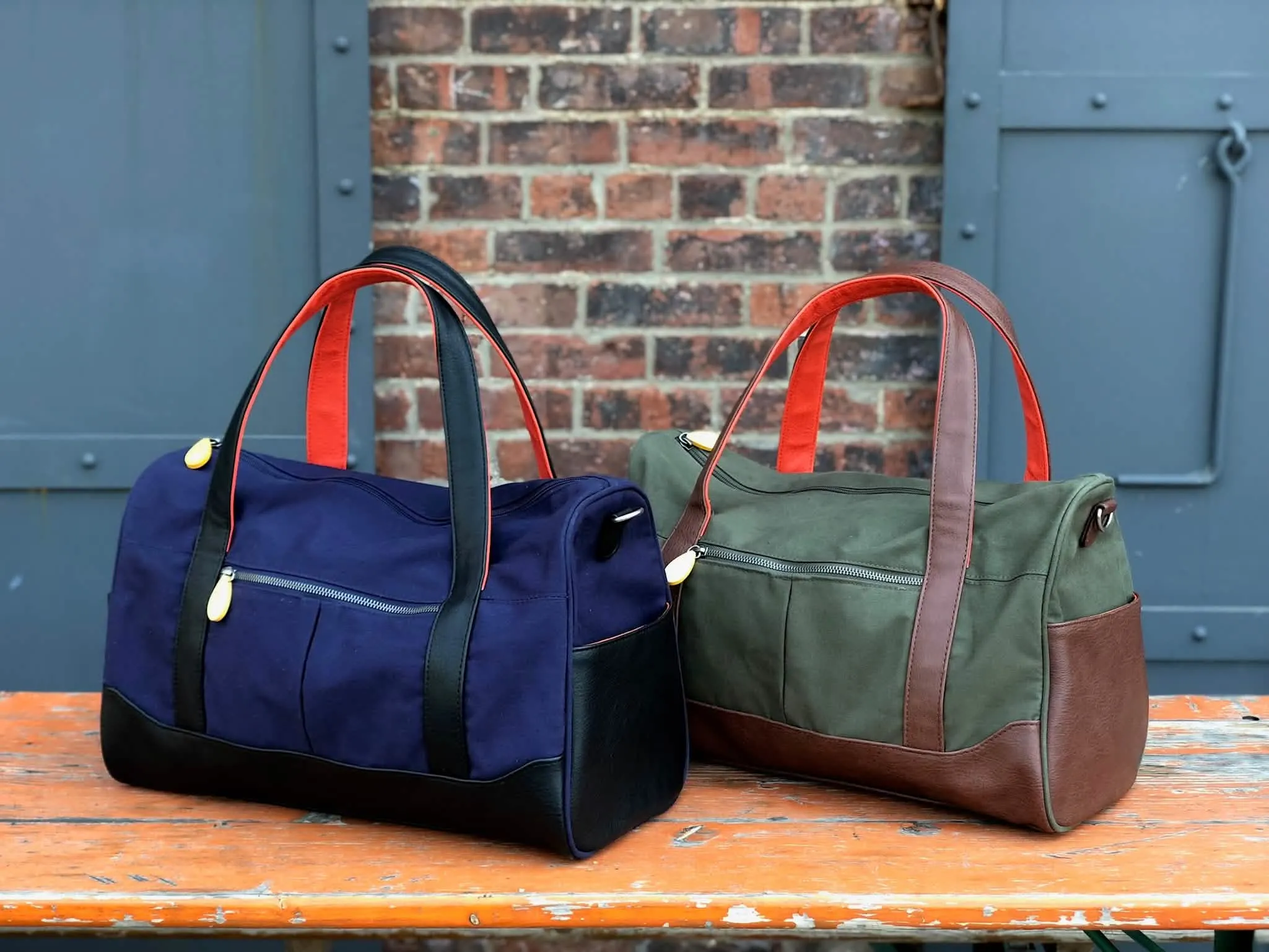 Dekalb Stylish Weekend Duffel Bag - Available in Two Chic Colors
